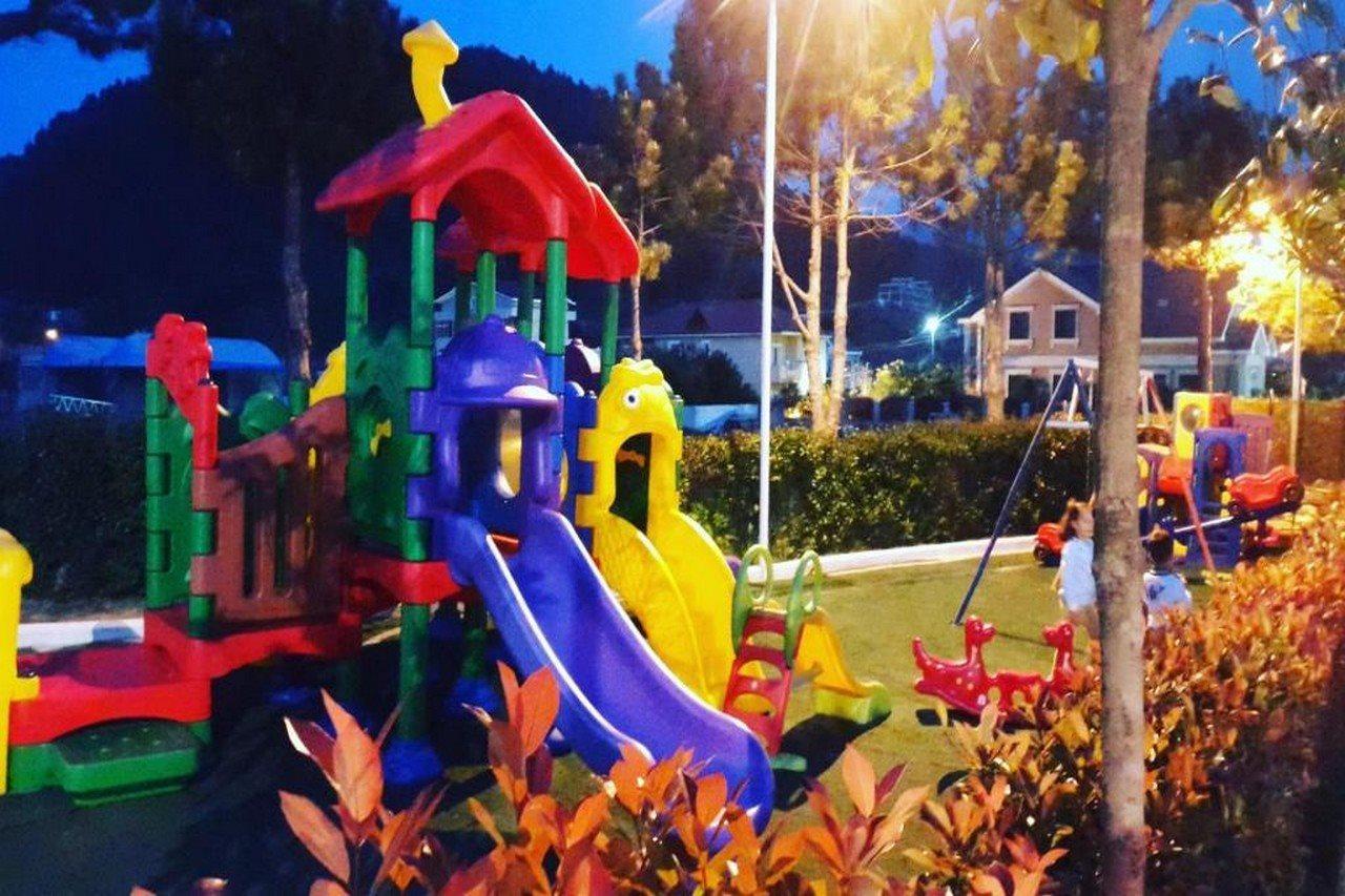 Univers Resort Elbasan Exterior photo